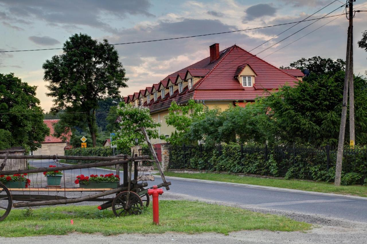 Zespol Palacowo-Parkowy Badzow Polkowice Ngoại thất bức ảnh